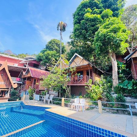 Golden Guesthouse Phi Phi Don Exterior photo